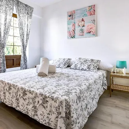 Apartamento Two Bedroom In Playa De Americas, Free Wifi *